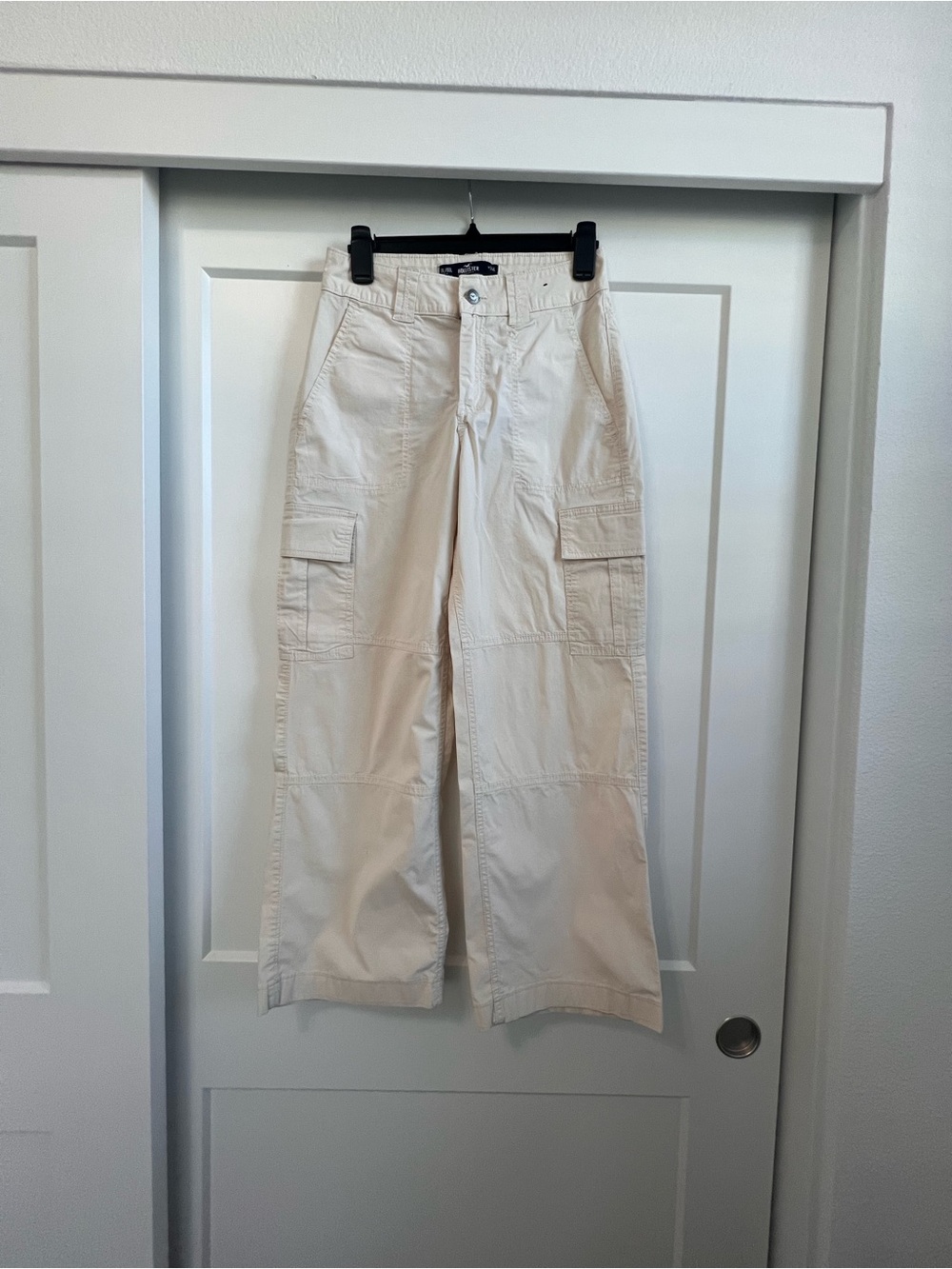 Hollister Cream Wide Leg Cargo Pants Women’s 24 Long High-Rise Utility Trousers - Picture 3 of 9